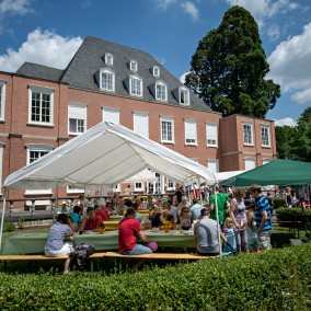 Fördervereine helfen