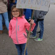 Xavier Naidoo war im Bethanien Kinder- und Jugenddorf zu Besuch und hat sich nicht nur mit Schwester Jordana getroffen, sondern auch die Musikschule besucht.