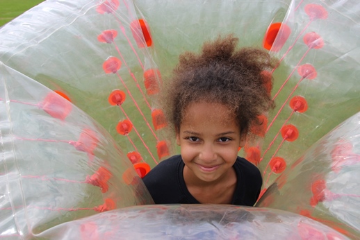 Wir danken all unseren Ferienpaten: Ihre Spende für Kinder unterstützt die Bethanien Kinderdörfer in den Sommerferien!