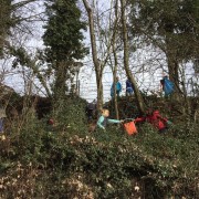 Große Säuberungsaktion im Kinderdorf