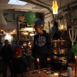 In jedem Jahr verwandelt sich die Freizeitwerkstatt auf dem Kinderdorfgelände zu einer Kerzenziehstube